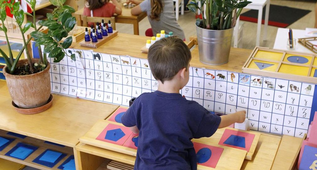 Les avantages de la pédagogie Montessori